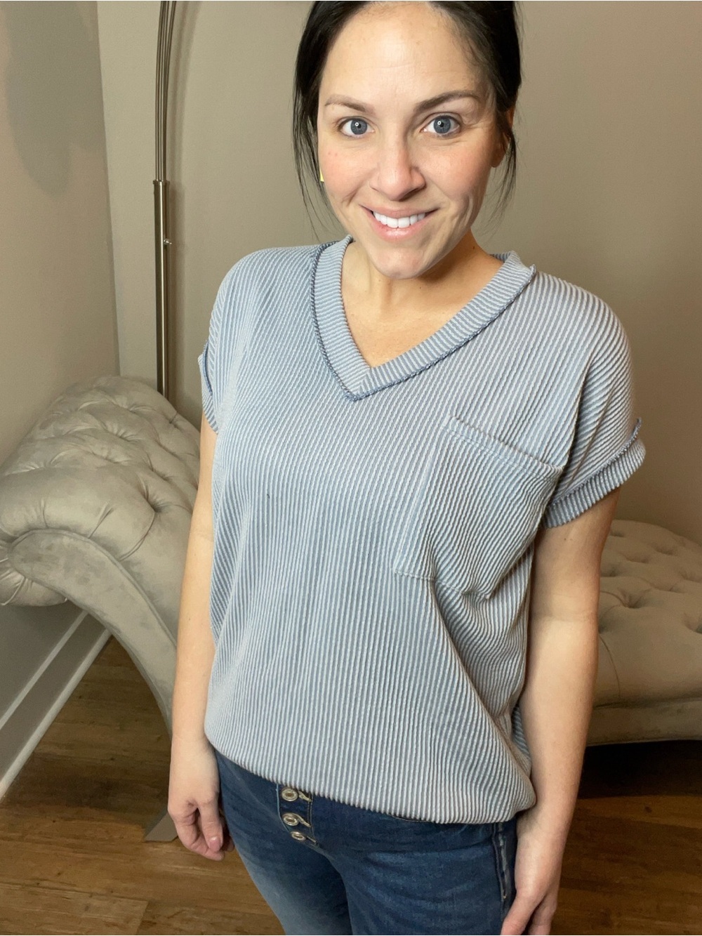 Medium Casual Ribbed V-Neck Top in Light Blue